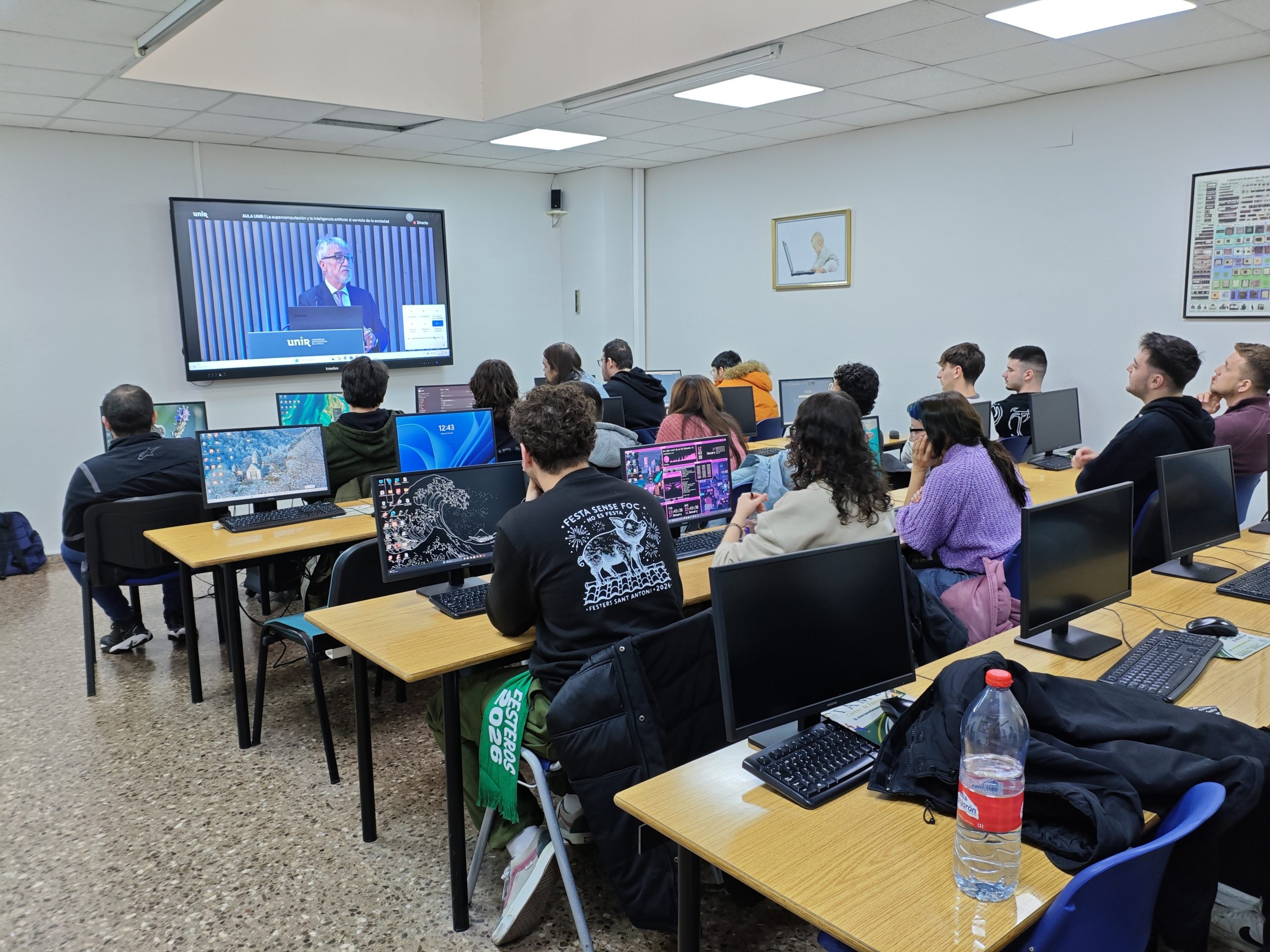 Lee más sobre el artículo Charla a través de zoom sobre IA